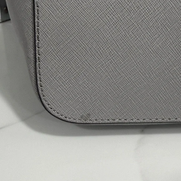 Michael Kors Jet Set Travel Large Tote Bag with laptop separator Gray EUC! - Picture 4 of 16